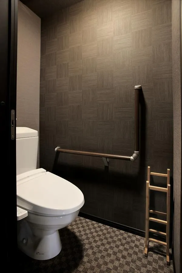 Kiyomizuan: Traditional Kyoto Machiya with Modern Renovations Guest house