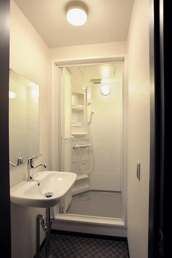 Guest house Kiyomizuan: Traditional Kyoto Machiya with Modern Renovations Japan